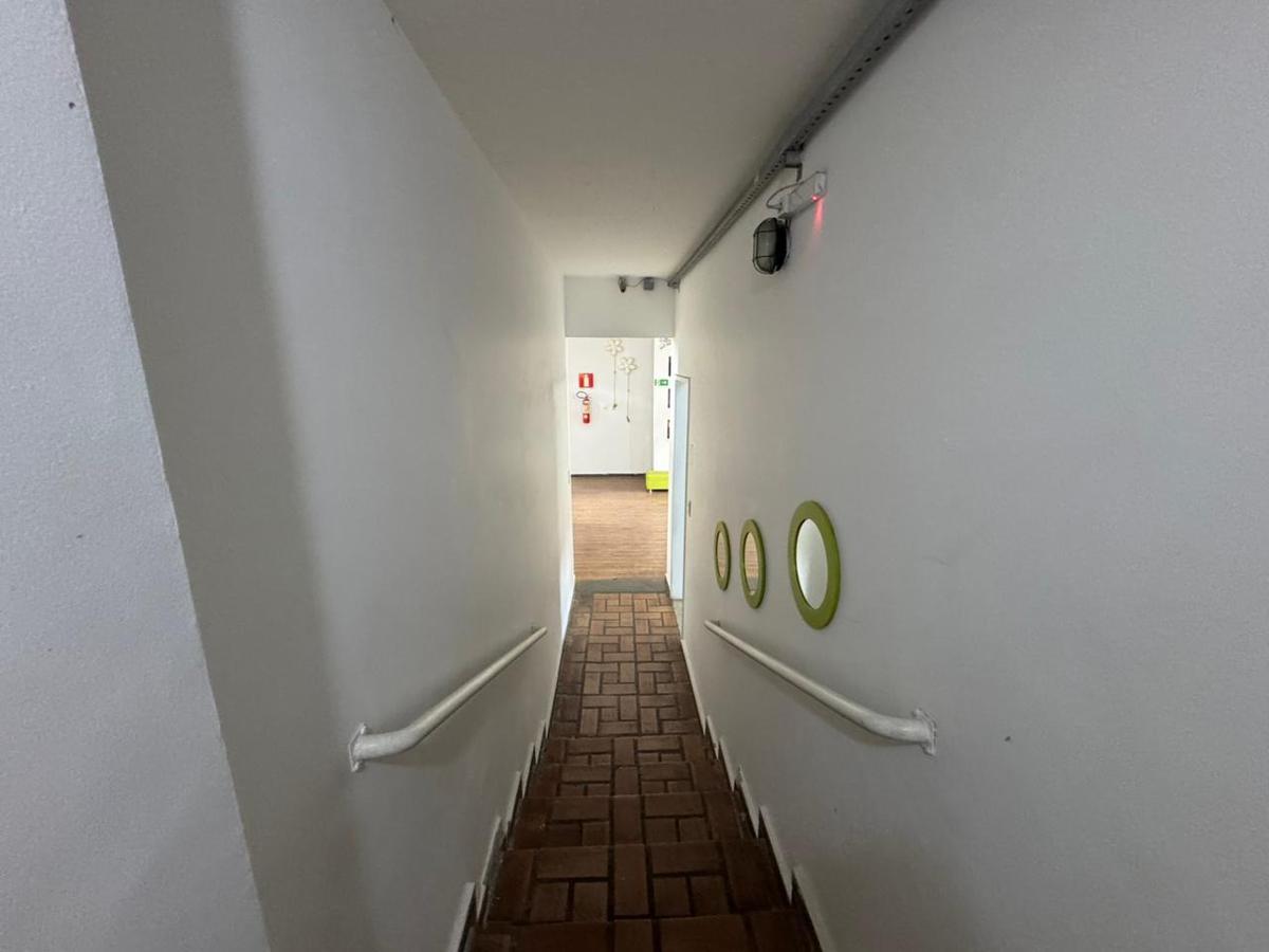 Prédio, Colégio Batista, 0 Quarto, 0 Vaga