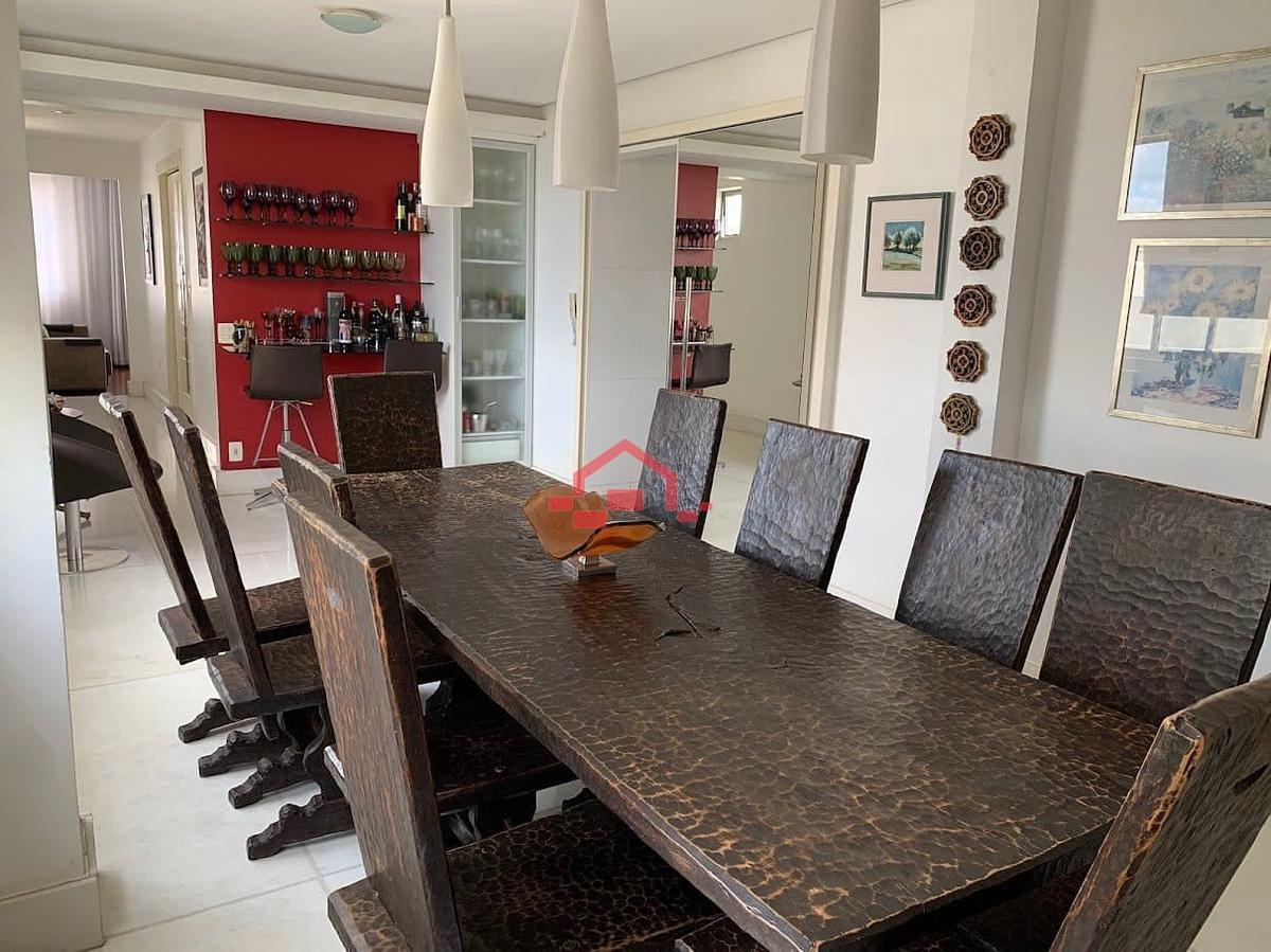 Apartamento, Funcionários, 4 Quartos, 2 Vagas, 1 Suíte