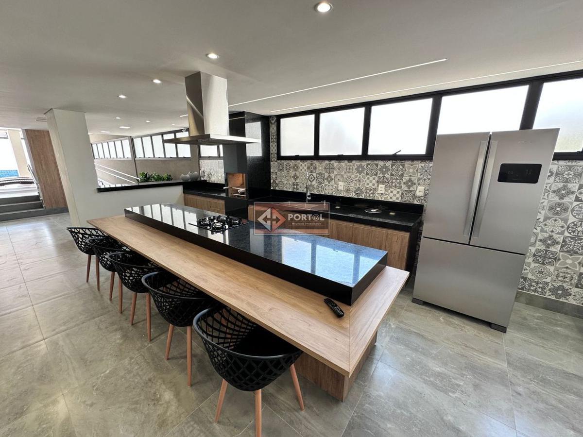 Apartamento, Castelo, 4 Quartos, 2 Vagas, 1 Suíte
