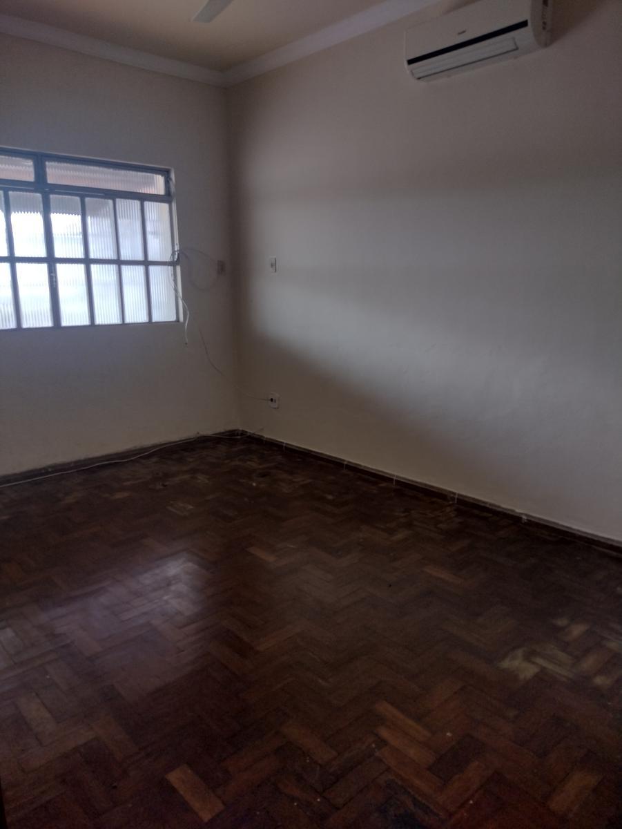 Casa, Santa Mônica, 3 Quartos, 3 Vagas