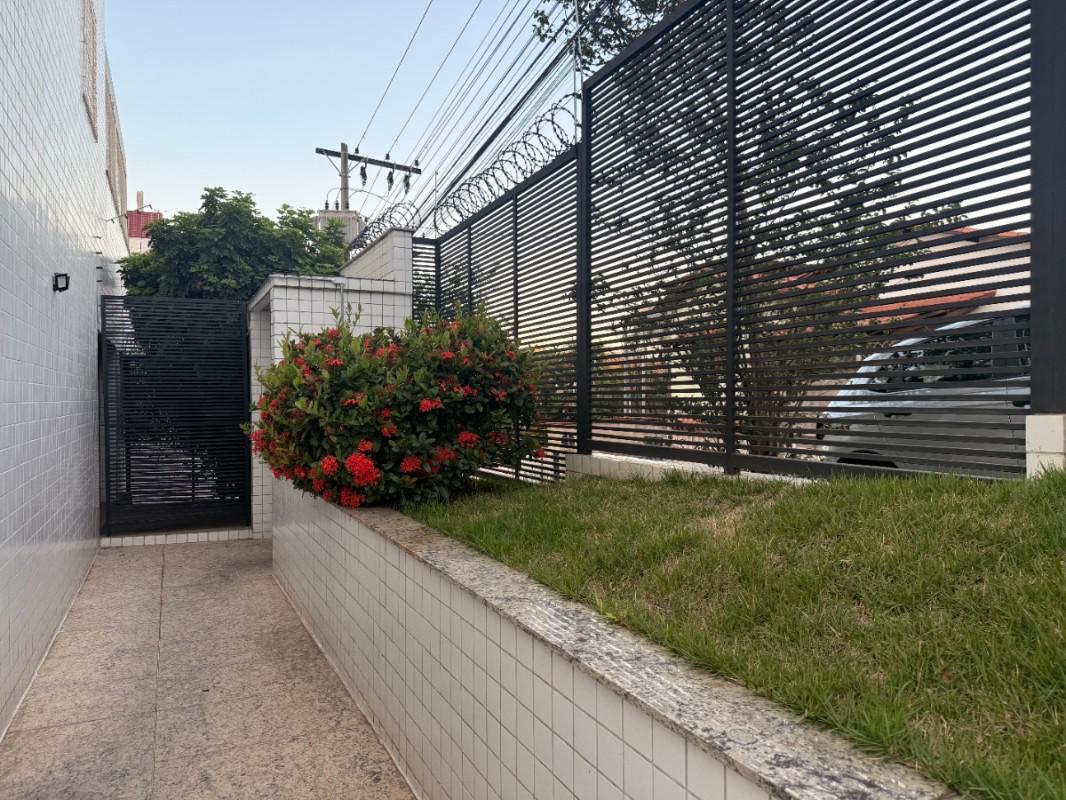 Apartamento, Sagrada Família, 3 Quartos, 2 Vagas, 1 Suíte