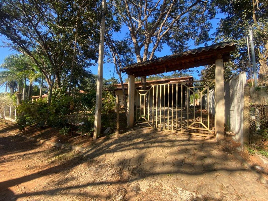 Fazenda, Centro, 3 Quartos, 2 Vagas, 1 Suíte
