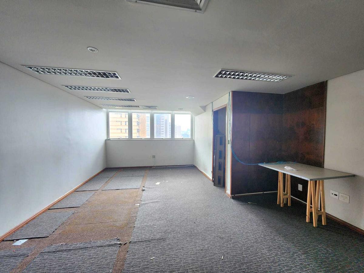 Sala, Funcionários, 0 Quarto, 11 Vagas