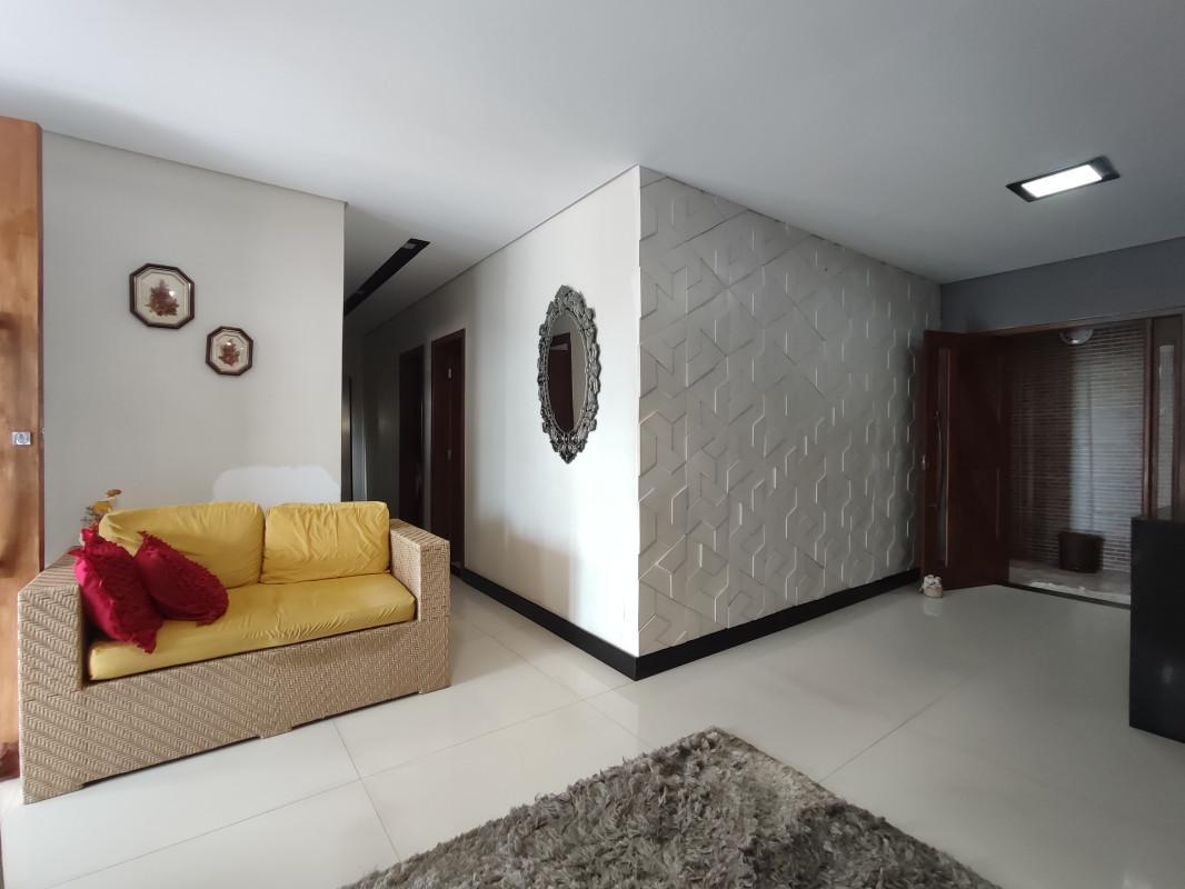 Casa, Nova Cintra, 3 Quartos, 4 Vagas, 1 Suíte