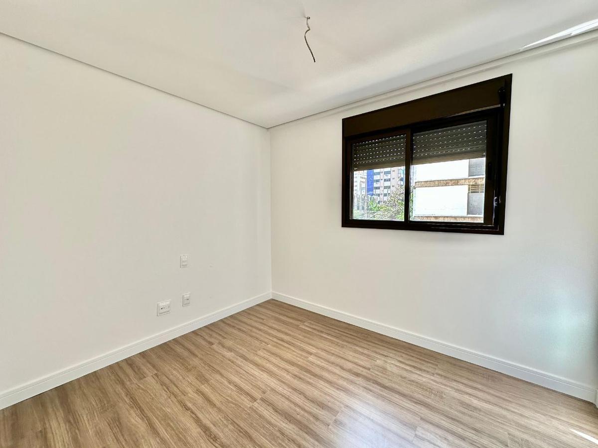 Apartamento, Funcionários, 3 Quartos, 2 Vagas, 1 Suíte