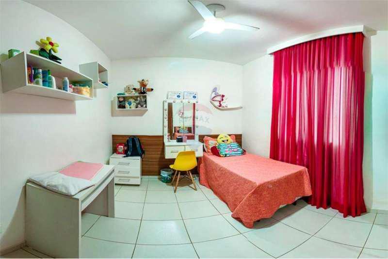 Casa, Centro, 3 Quartos, 3 Vagas, 1 Suíte