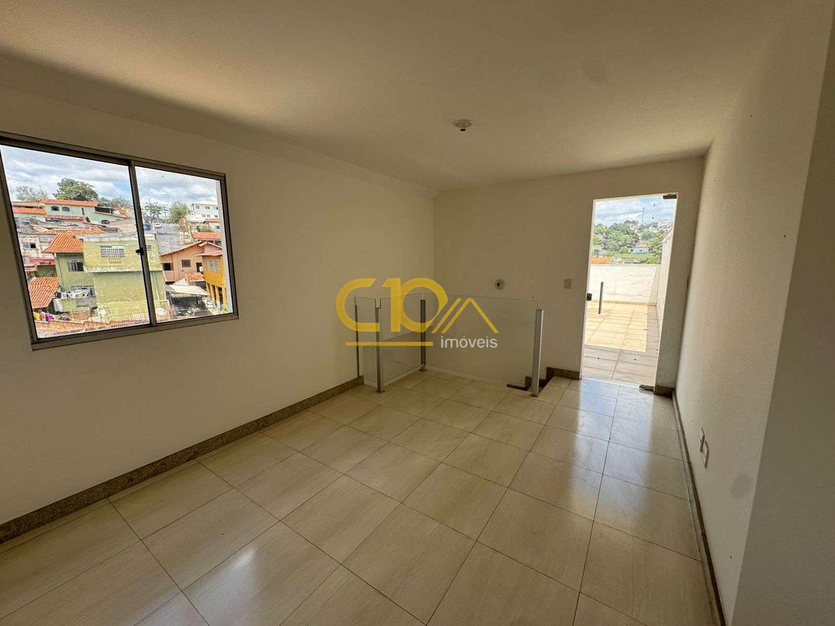 Cobertura, Concórdia, 2 Quartos, 2 Vagas, 1 Suíte