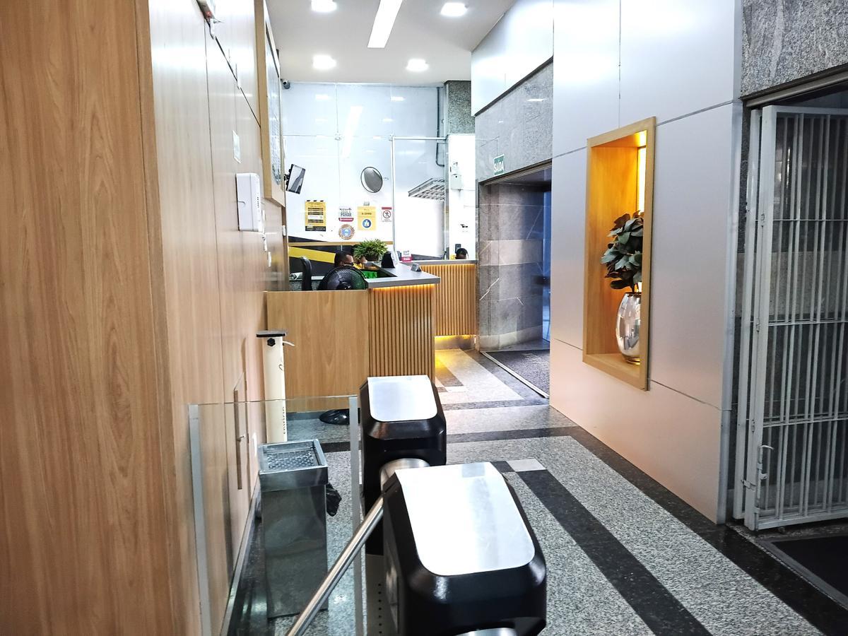 Sala, Santa Efigênia