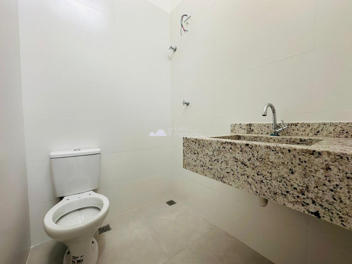 Casa, Jardim Leblon, 2 Quartos, 2 Vagas