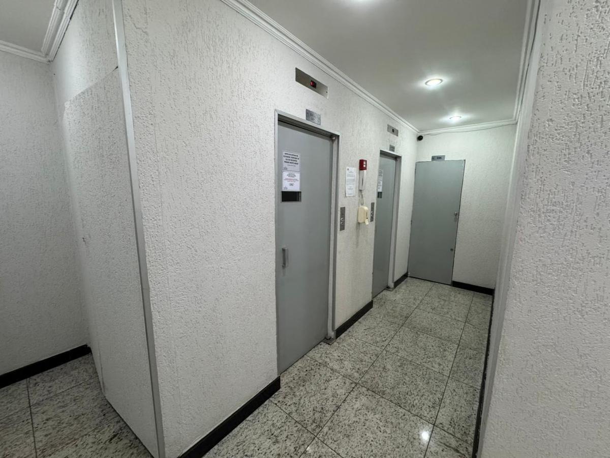 Apartamento, Sagrada Família, 2 Quartos, 1 Vaga