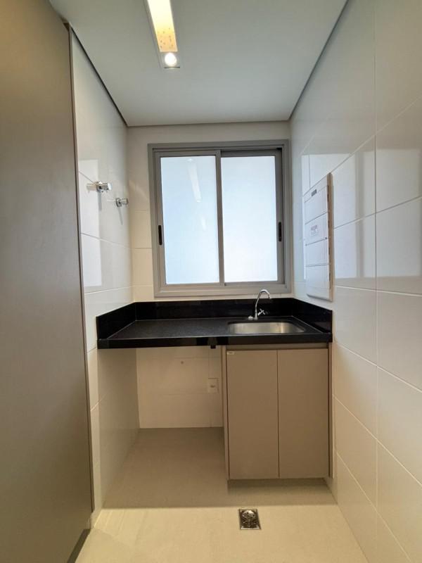 Apartamento, Sagrada Família, 3 Quartos, 2 Vagas, 1 Suíte