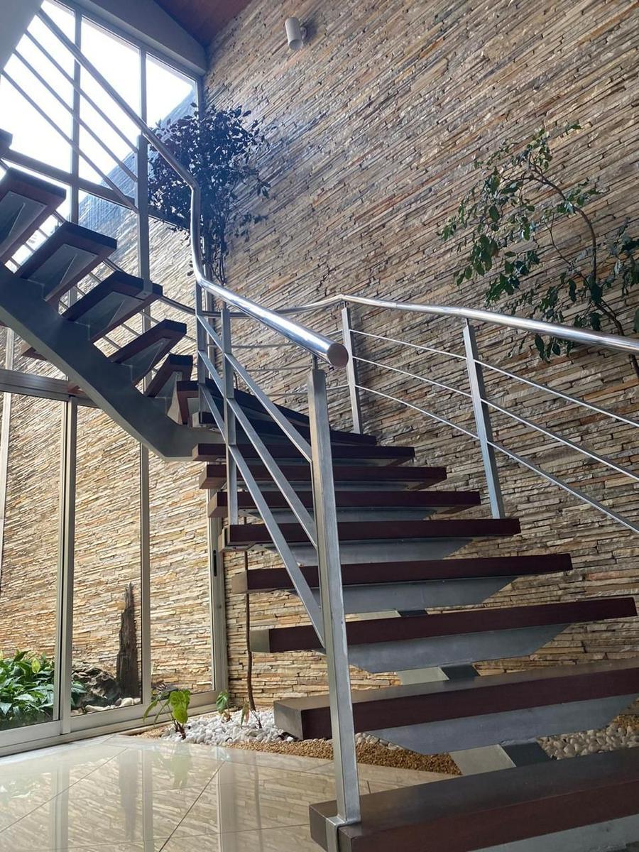 Casa, Jardim Riacho das Pedras, 4 Quartos, 4 Vagas, 1 Suíte