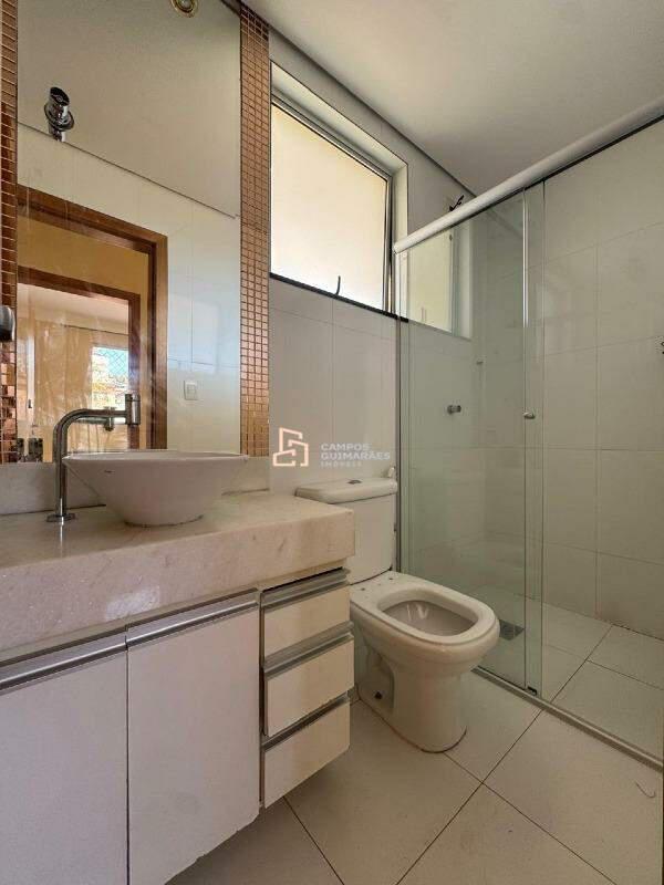 Apartamento, Barreiro, 3 Quartos, 3 Vagas, 1 Suíte