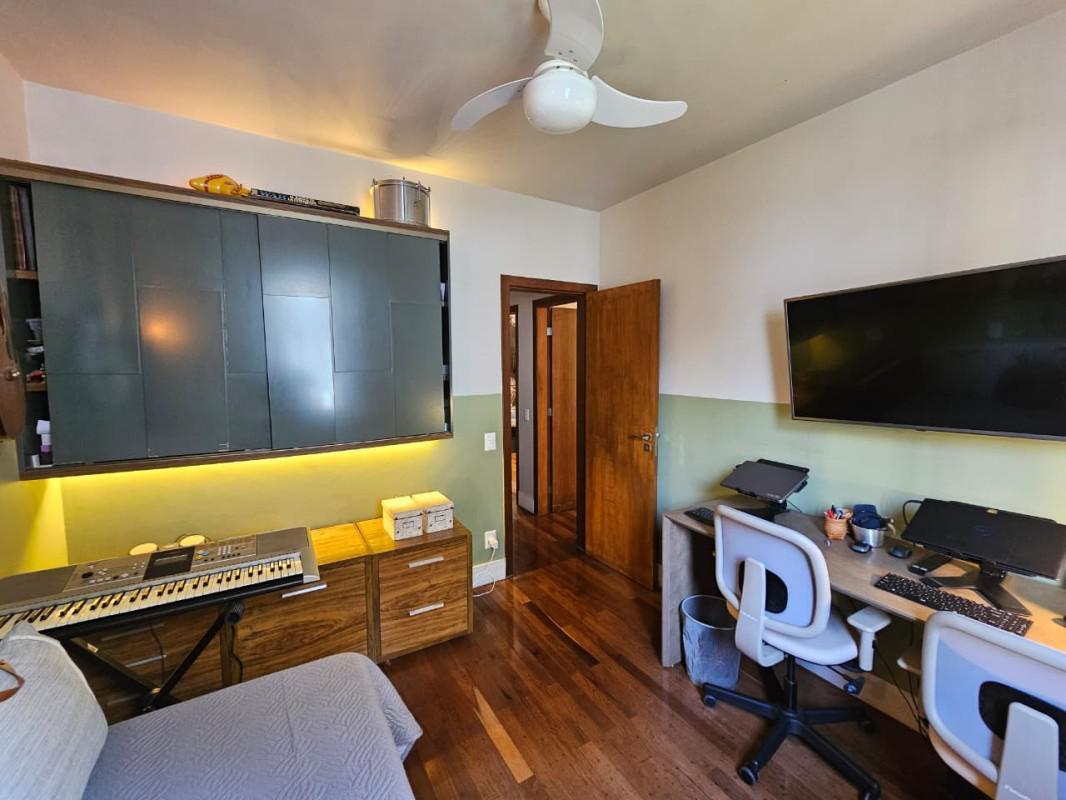 Apartamento, Luxemburgo, 4 Quartos, 3 Vagas, 1 Suíte