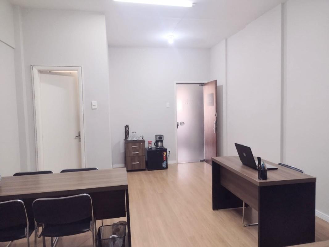 Sala, Centro, 0 Quarto, 0 Vaga