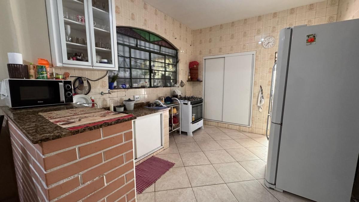 Casa, Santa Efigênia, 6 Quartos, 2 Vagas, 1 Suíte