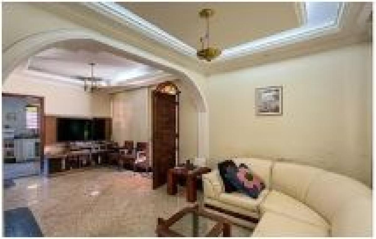 Casa, Piratininga (venda Nova), 6 Quartos, 4 Vagas, 1 Suíte