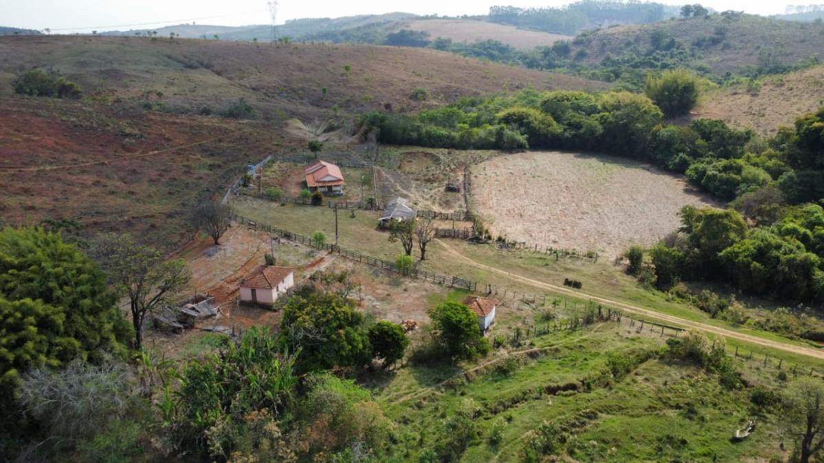Fazenda, Zona Rural, 4 Quartos, 0 Vaga