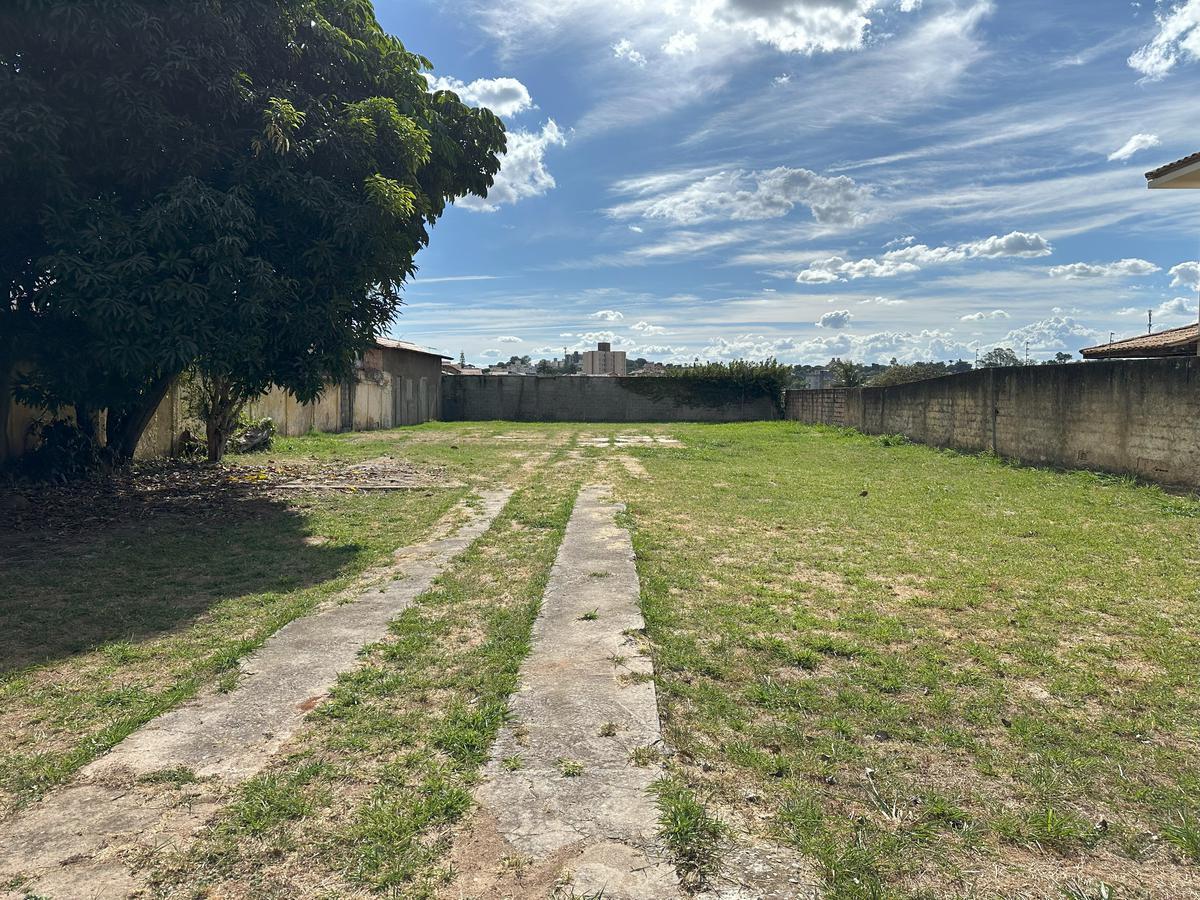 Lote, São Luiz (pampulha), 0 Quarto, 0 Vaga