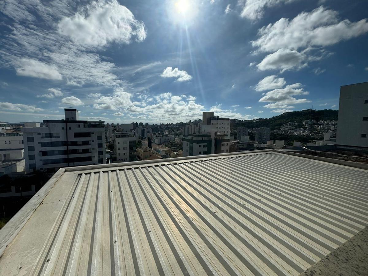 Prédio, Castelo, 0 Quarto, 3 Vagas