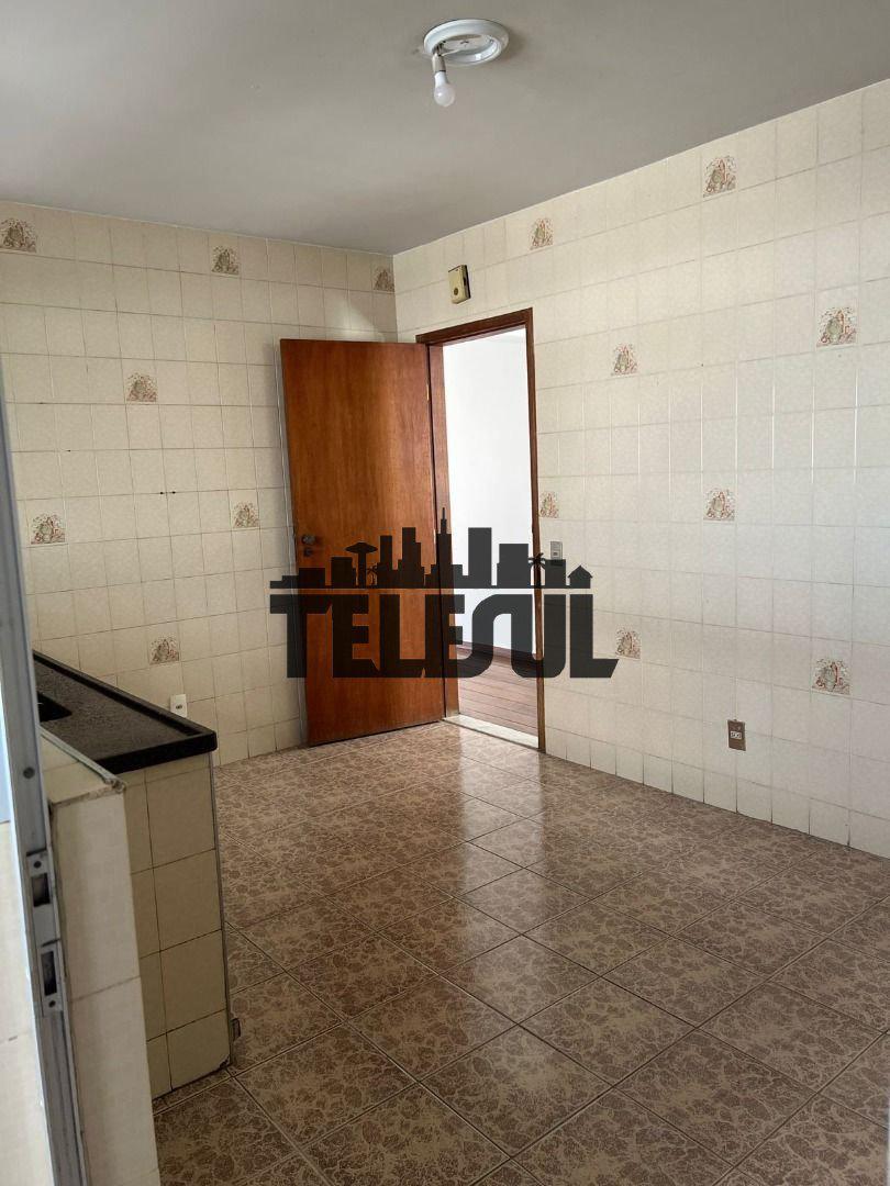 Apartamento, Centro, 3 Quartos, 0 Vaga, 1 Suíte