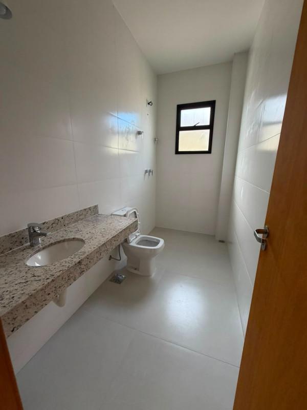 Casa, Novo Centro, 3 Quartos, 2 Vagas, 1 Suíte