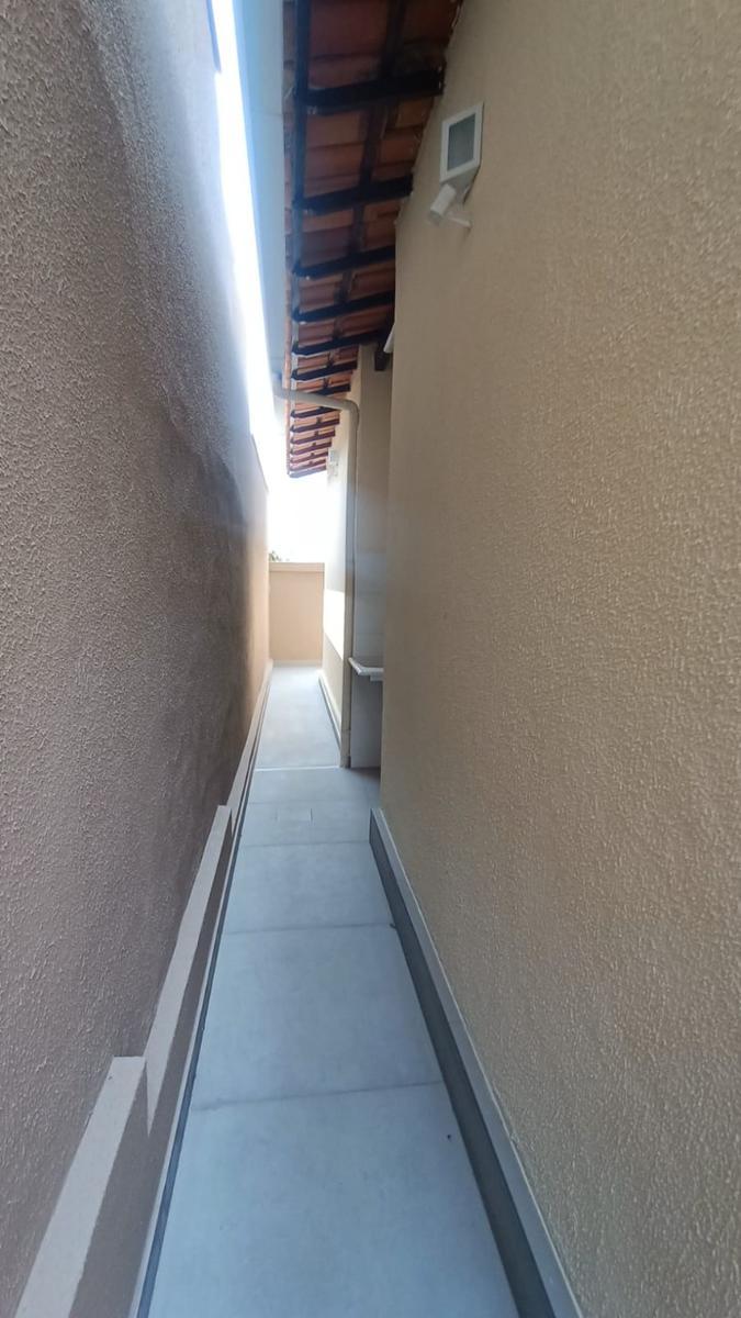 Casa, Candelária, 3 Quartos, 1 Vaga