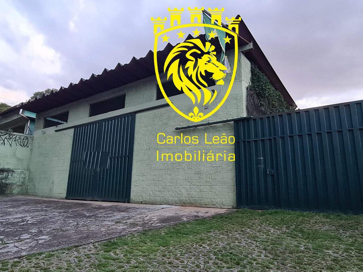 Galpão, Palmeiras, 0 Quarto, 20 Vagas
