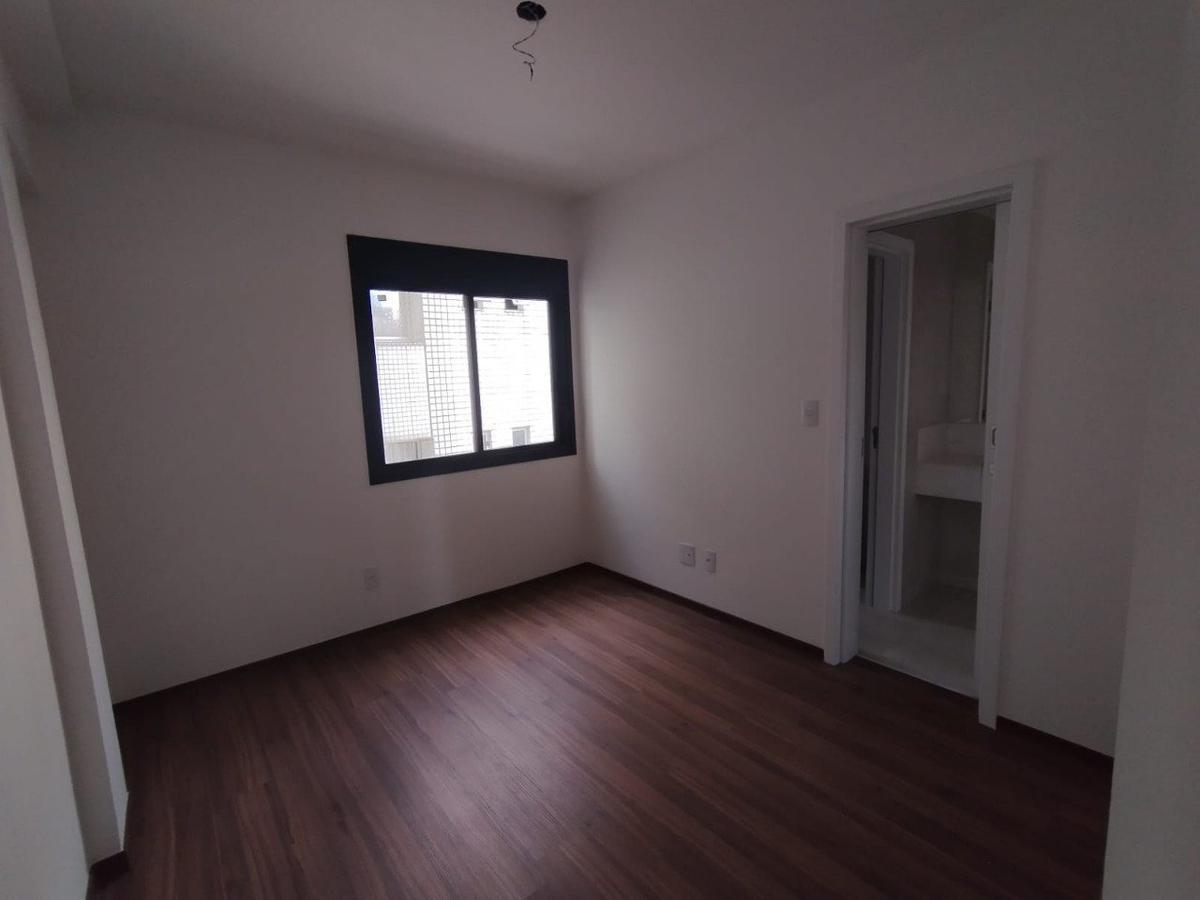 Apartamento, Cruzeiro, 3 Quartos, 2 Vagas, 1 Suíte
