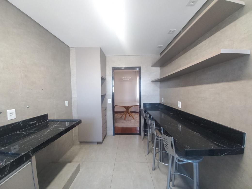 Apartamento, Lourdes, 4 Quartos, 1 Vaga, 1 Suíte