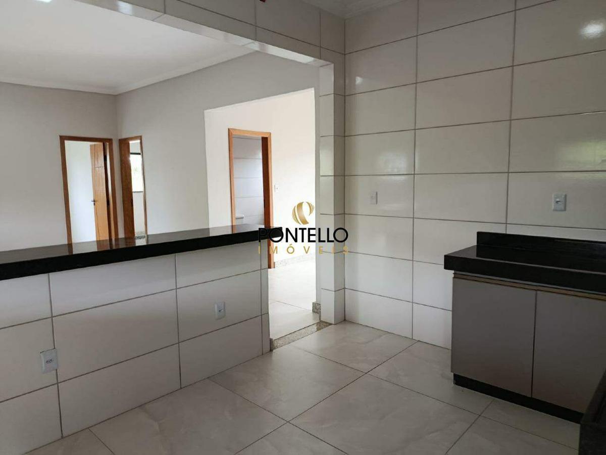 Casa, Manoa, 3 Quartos, 3 Vagas, 1 Suíte