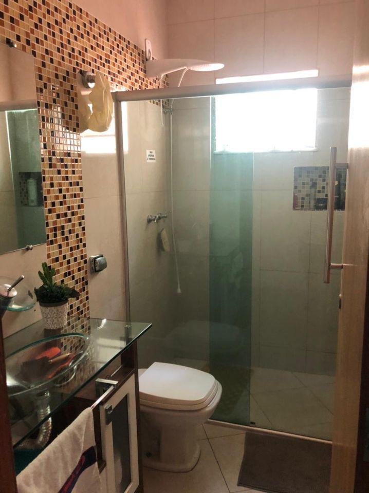 Casa, Caiçaras, 3 Quartos, 6 Vagas, 1 Suíte