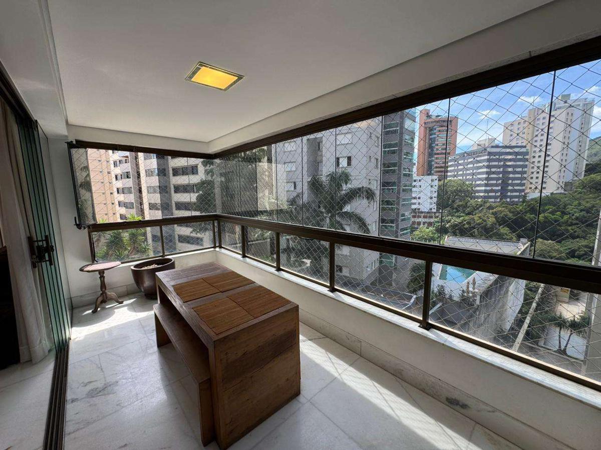 Apartamento, Sion, 4 Quartos, 3 Vagas, 3 Suítes