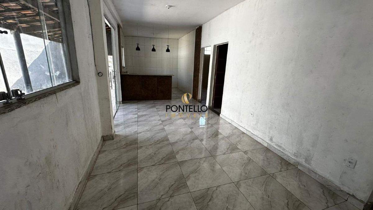 Casa, CDI, 2 Quartos, 2 Vagas