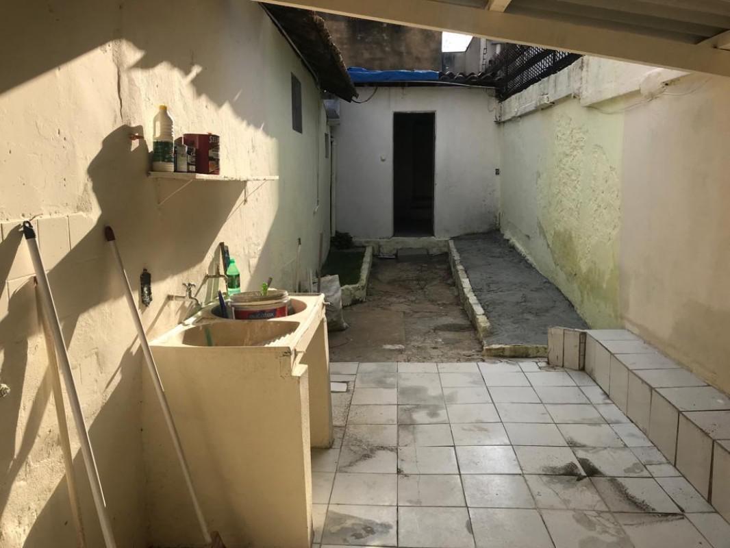 Casa, Carlos Prates, 2 Quartos, 2 Vagas