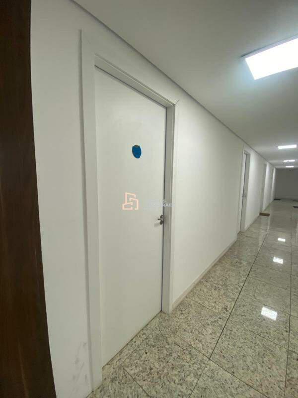 Sala, Milionários