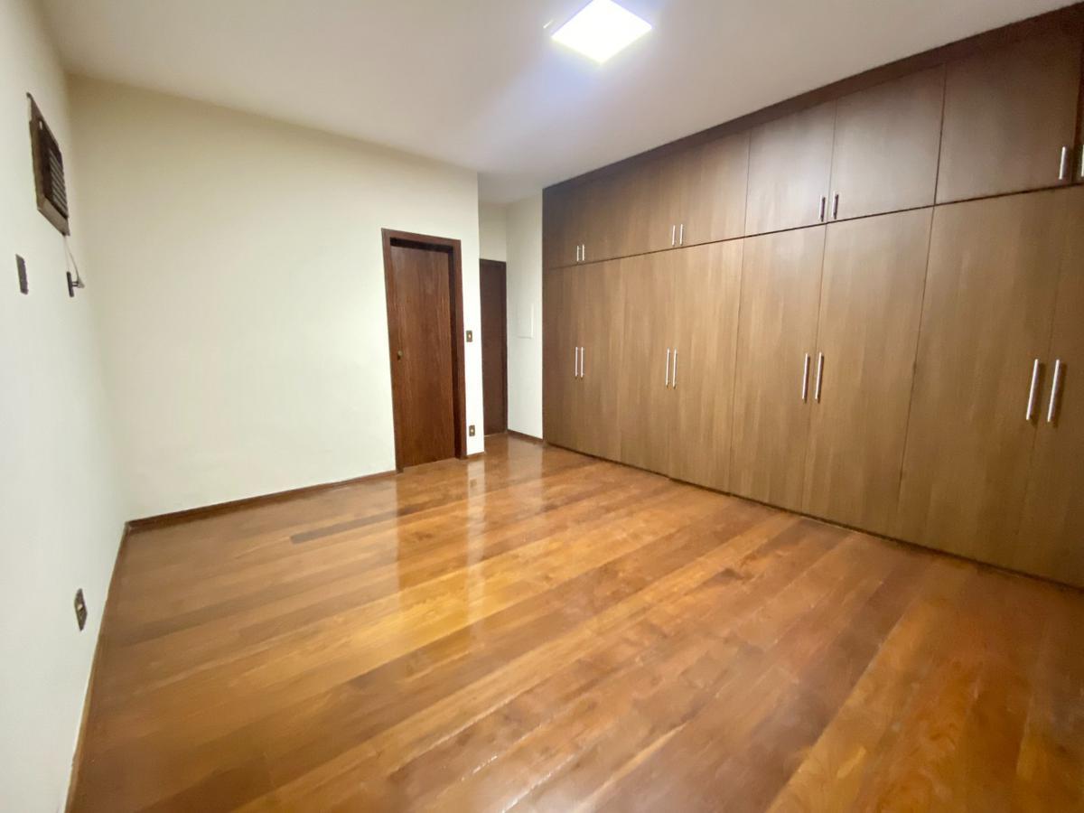 Casa, Bandeirantes (pampulha), 4 Quartos, 10 Vagas, 1 Suíte
