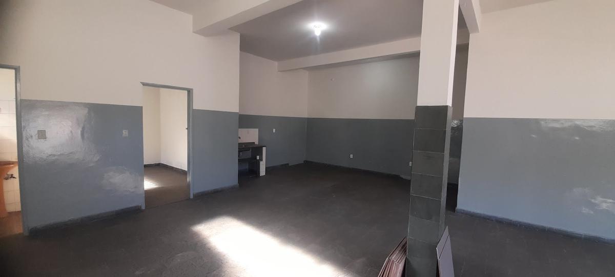 Andar, São José, 0 Quarto, 0 Vaga