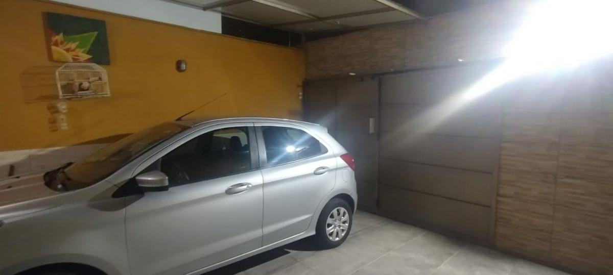 Casa, Cachoeirinha, 3 Quartos, 2 Vagas, 1 Suíte