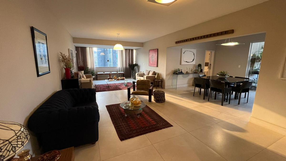 Apartamento, Coração de Jesus, 4 Quartos, 2 Vagas, 2 Suítes