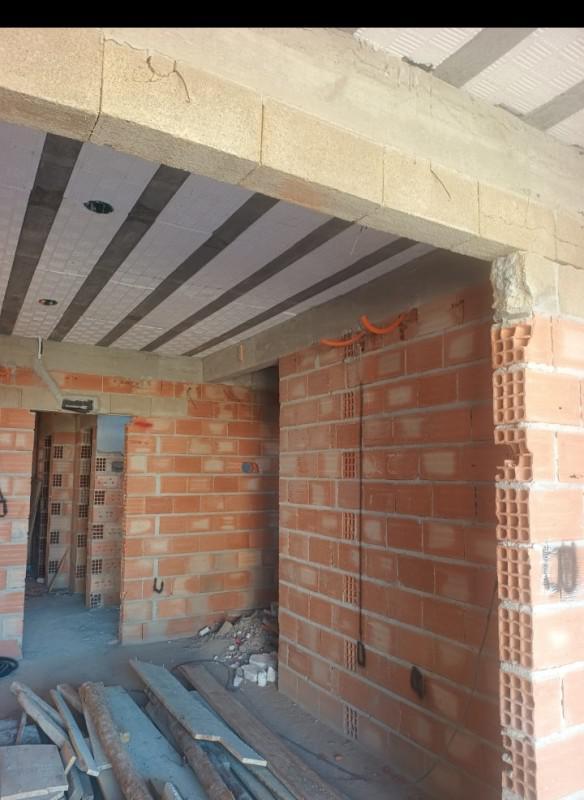 Casa, Europa, 3 Quartos, 2 Vagas, 1 Suíte