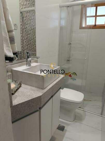 Casa, Jardim América, 3 Quartos, 3 Vagas, 2 Suítes