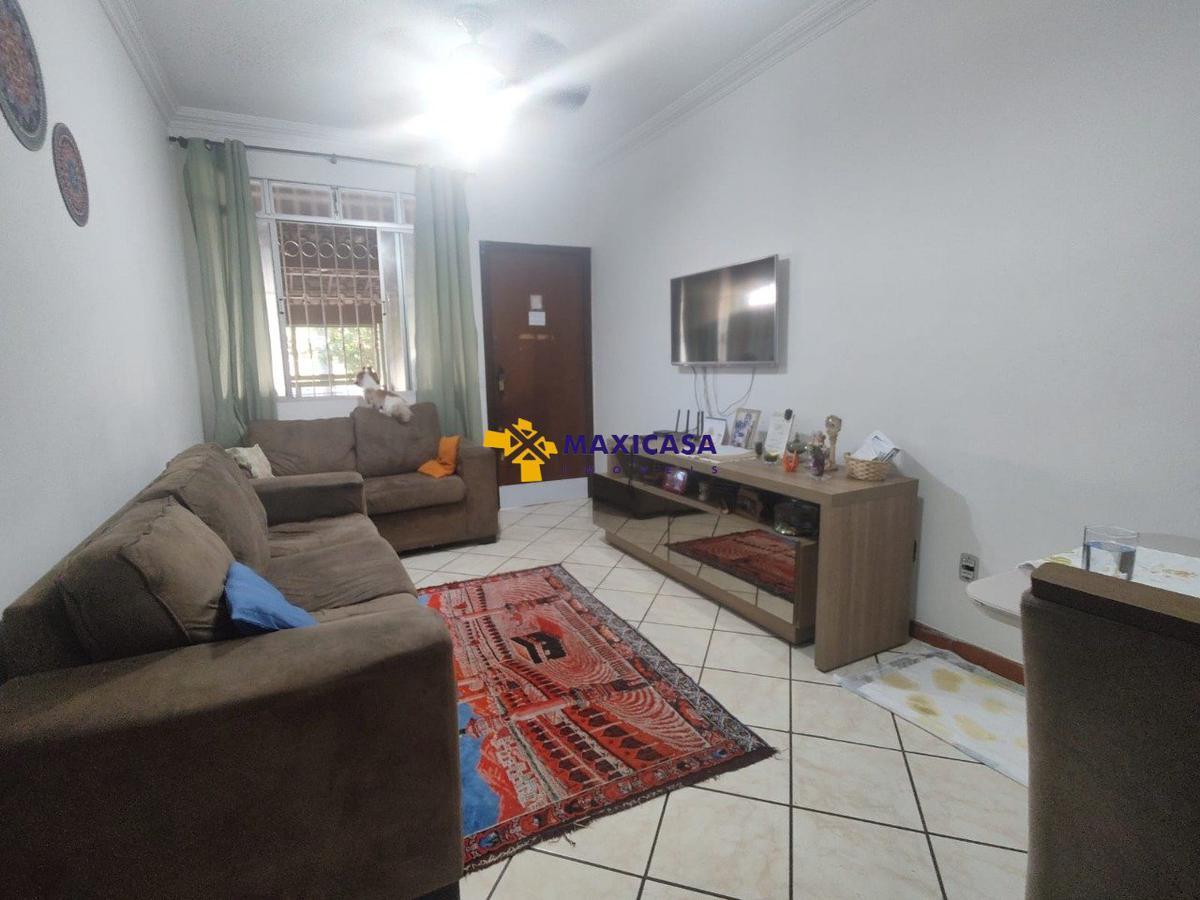 Casa, Santa Terezinha, 2 Quartos, 2 Vagas