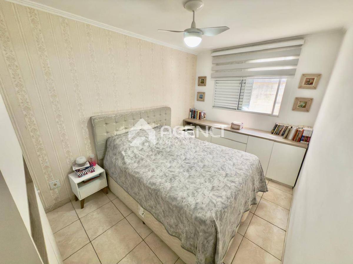 Casa, Cabral, 3 Quartos, 0 Vaga, 1 Suíte