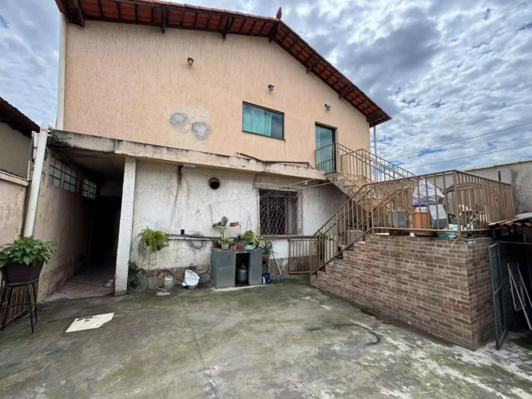 Casa, Tirol (barreiro), 3 Quartos, 4 Vagas