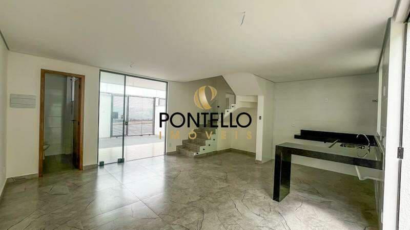 Casa, Candelária, 3 Quartos, 0 Vaga, 1 Suíte