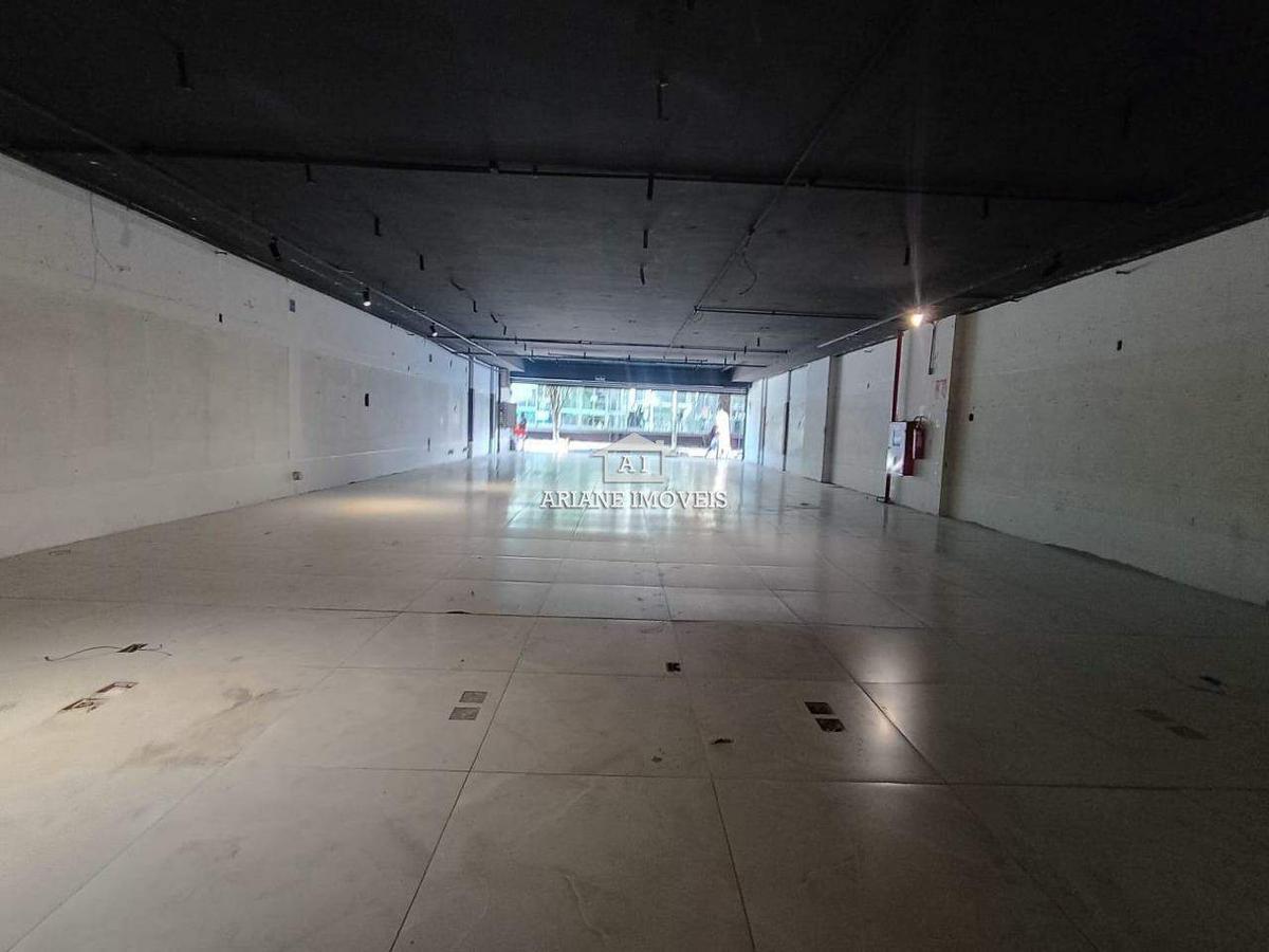 Andar, Centro, 0 Quarto, 0 Vaga