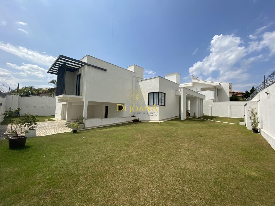 Casa, Ingá Alto, 4 Quartos, 8 Vagas, 4 Suítes
