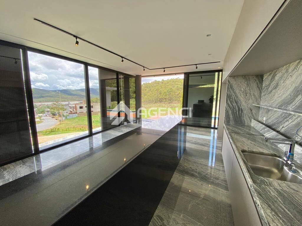 Casa, Alphaville - Lagoa dos Ingleses, 4 Quartos, 0 Vaga, 4 Suítes