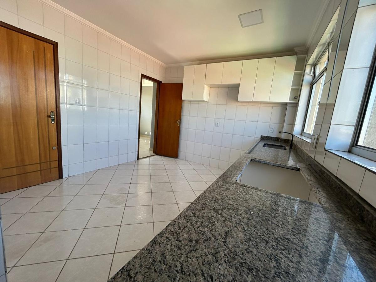 Cobertura, Eldorado, 3 Quartos, 2 Vagas, 1 Suíte